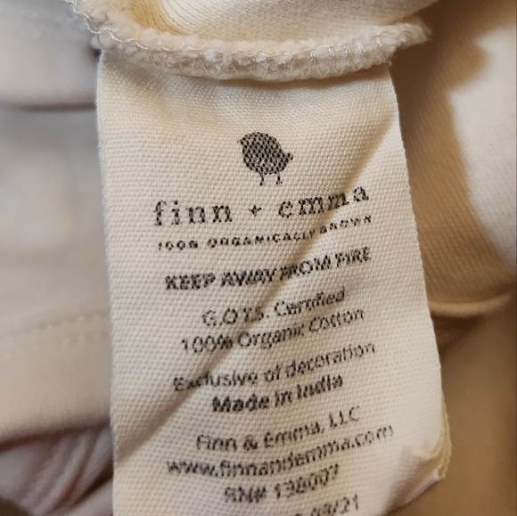 🎃 Finn + Emma Onesie | Organic Graphic Bodysuit in Pumpkin 0-3m - Picture 12 of 14